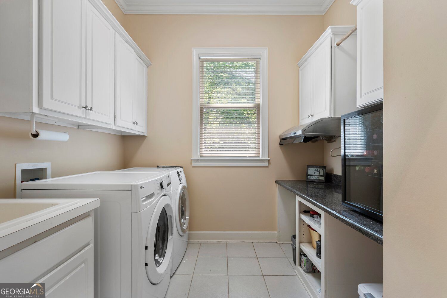 3698 Lakeview Drive Property Photo 24