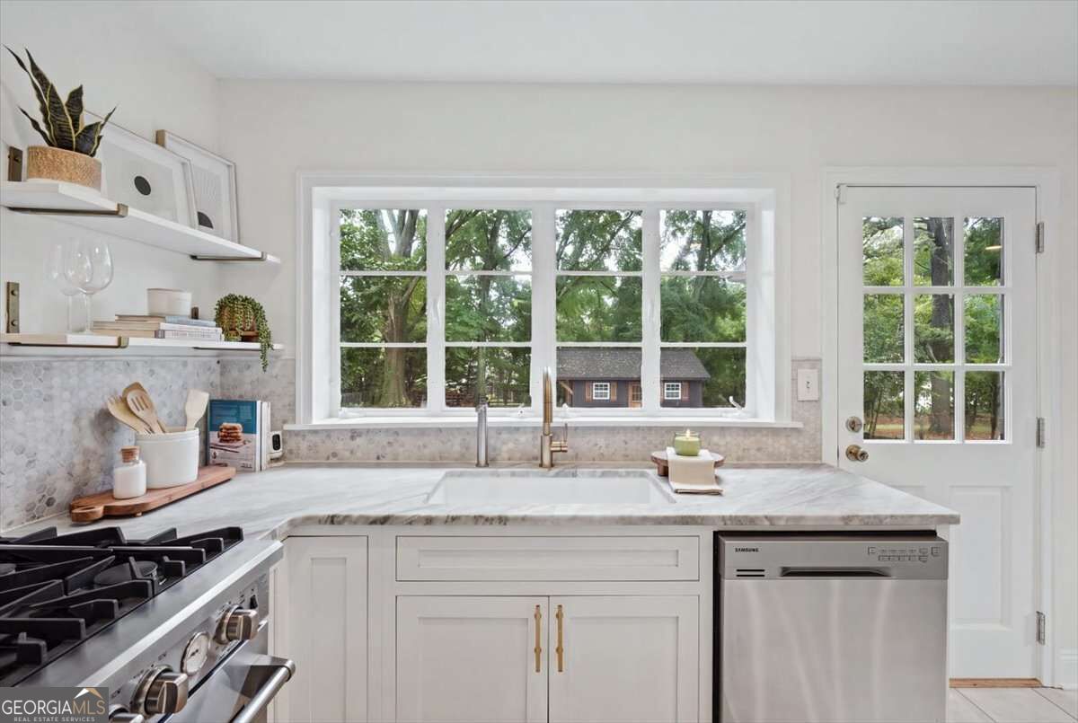 368 Seminole Drive Ne Property Photo 13