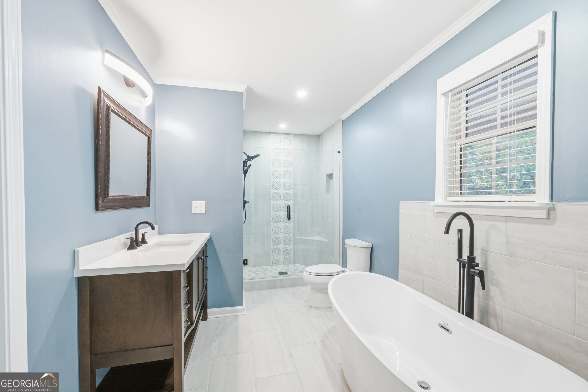 443 Athens Street Property Photo 12