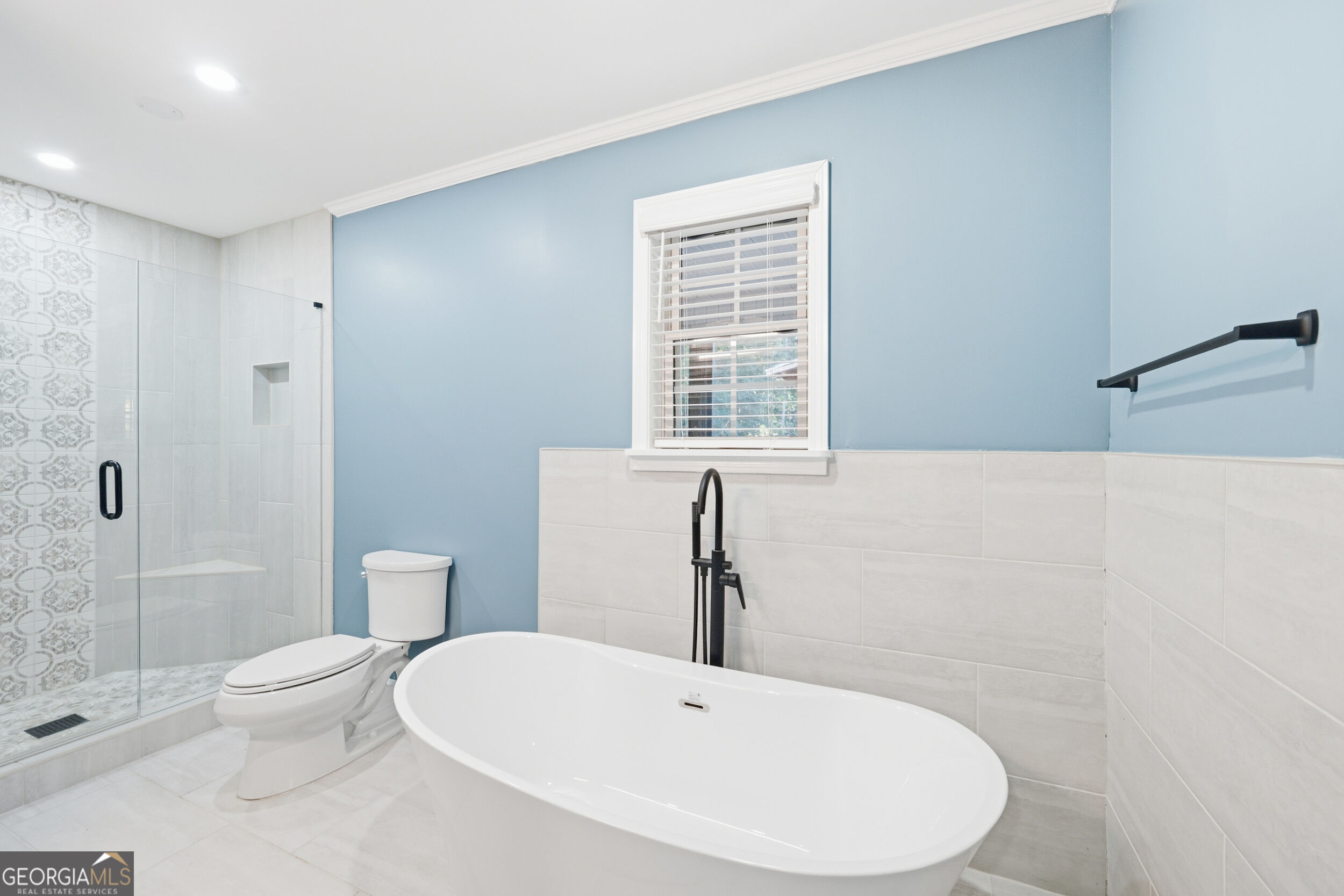443 Athens Street Property Photo 13