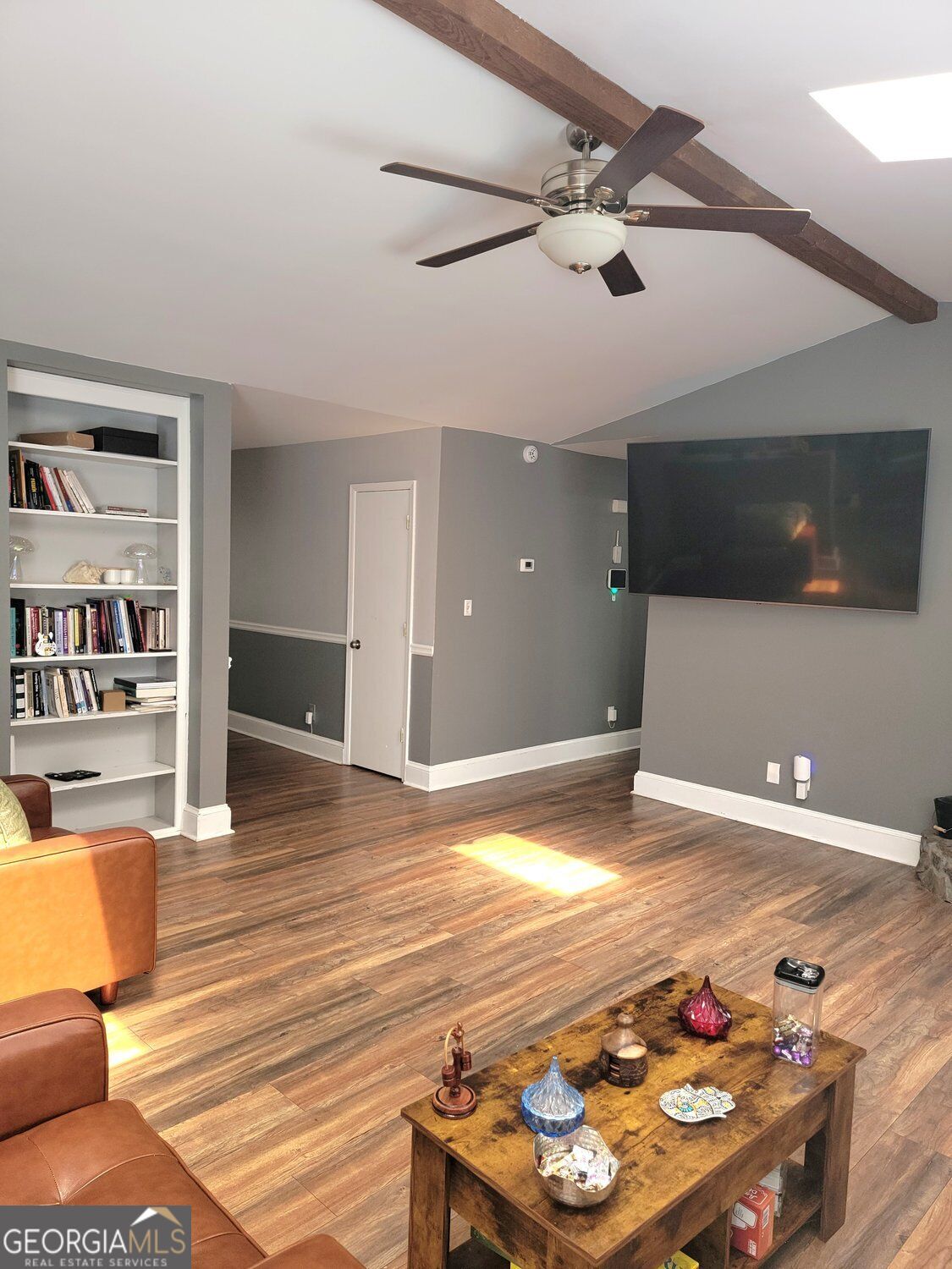 5104 Carole Place Sw Property Photo 4