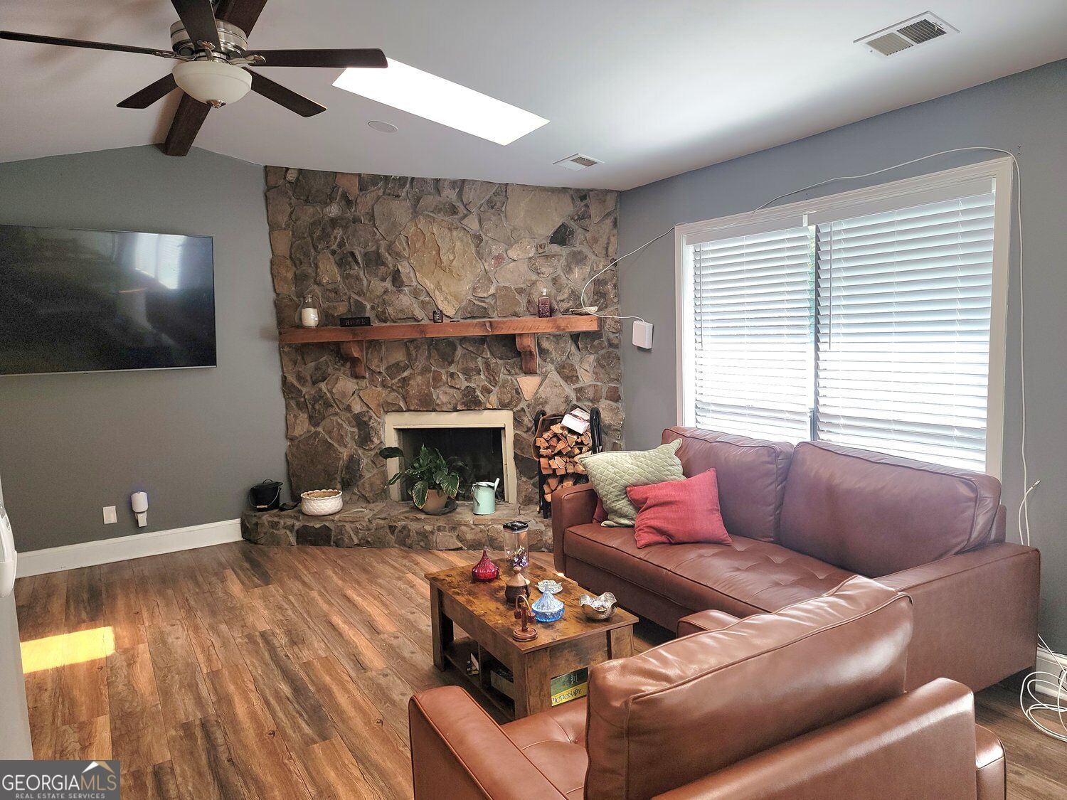 5104 Carole Place Sw Property Photo 5