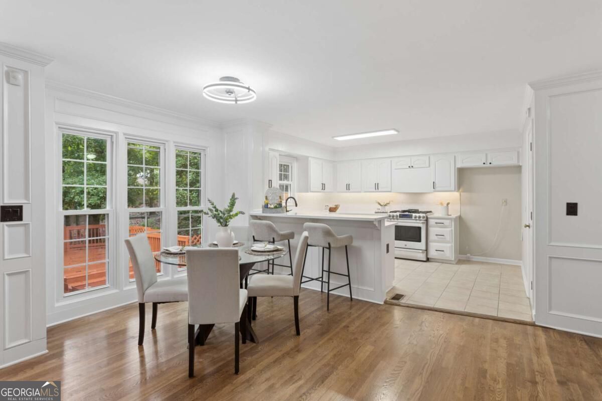 3840 Fenway Crossing Property Photo 5