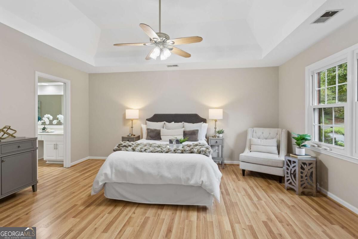 3840 Fenway Crossing Property Photo 10