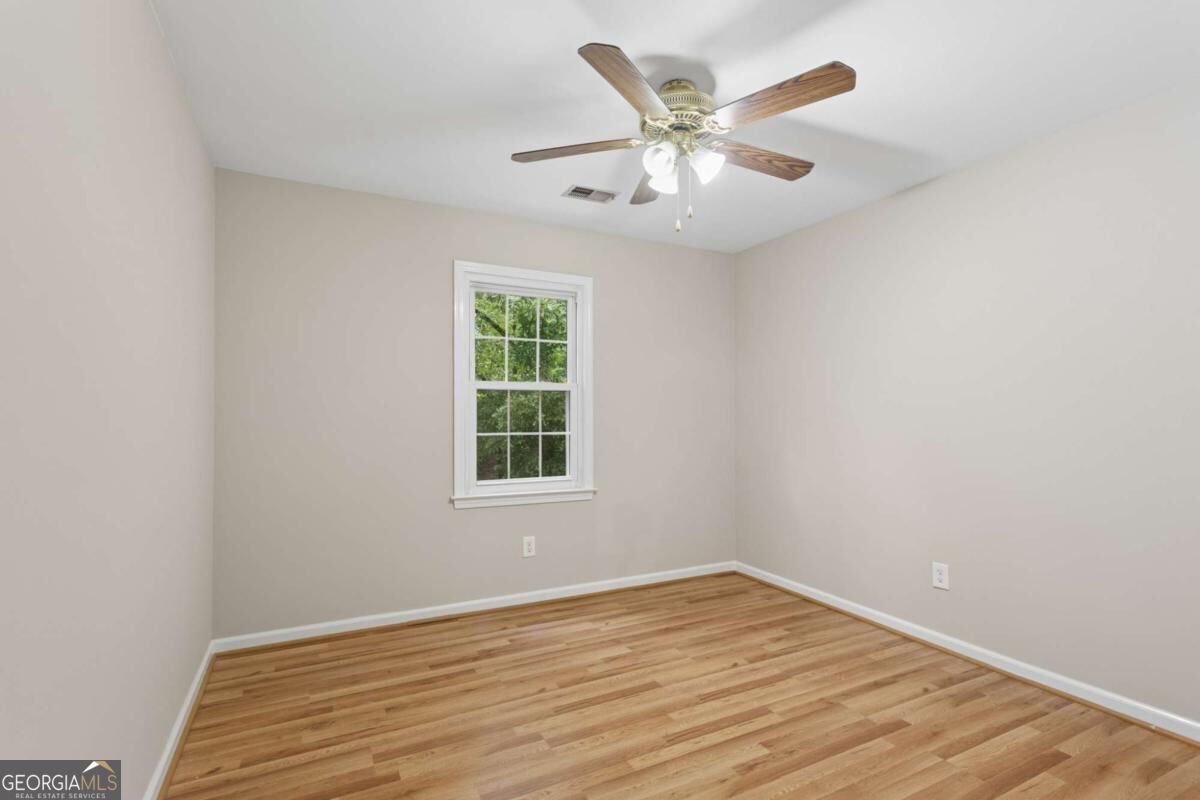 3840 Fenway Crossing Property Photo 18