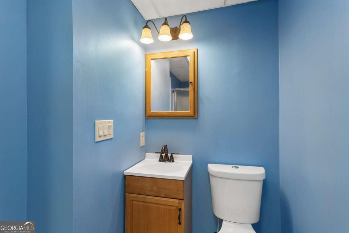 3840 Fenway Crossing Property Photo 20