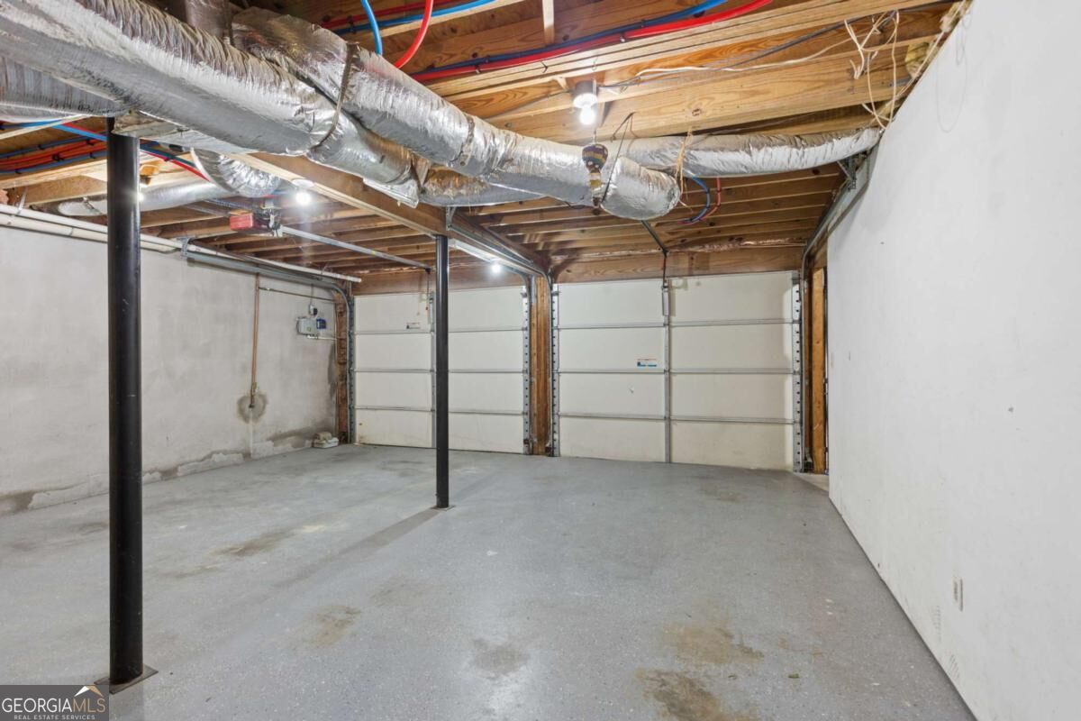 3840 Fenway Crossing Property Photo 21