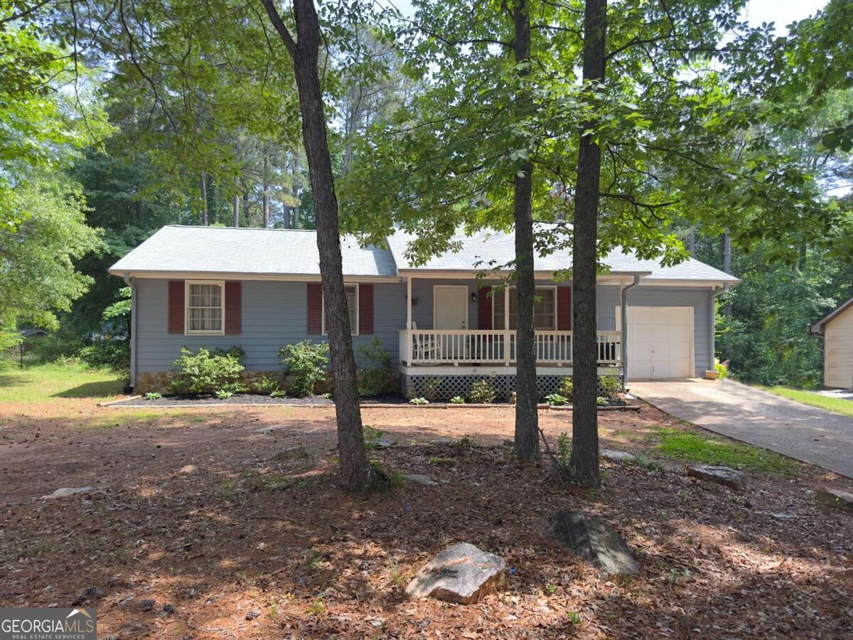 35 Pleasant Valley Road Property Photo 2
