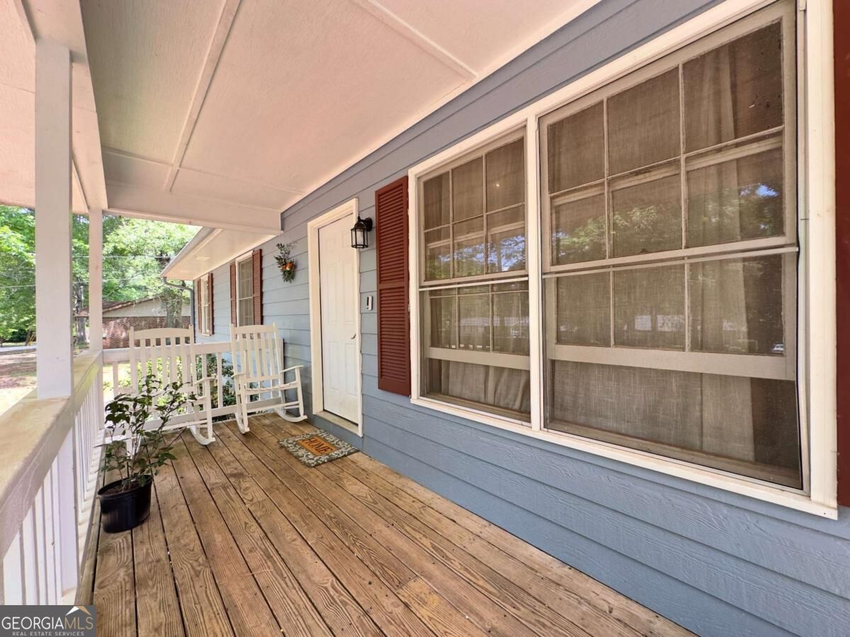 35 Pleasant Valley Road Property Photo 3