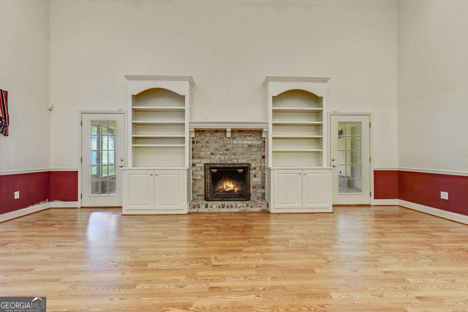 2026 Crescent Drive Sw Property Photo 3