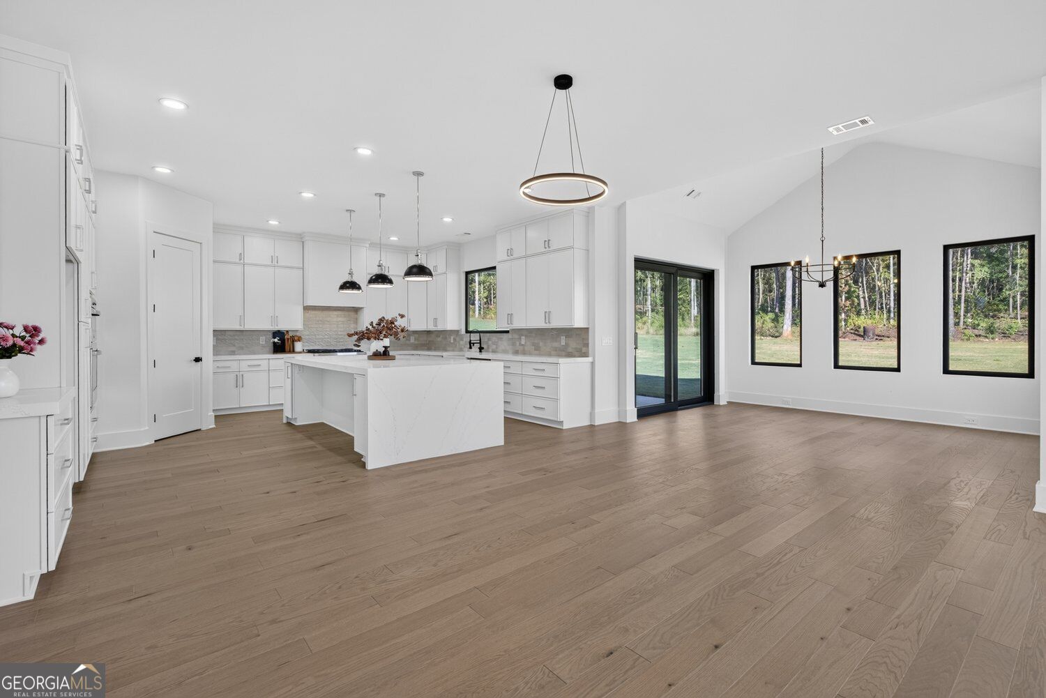 125 Rocky Ridge Way Property Photo 12