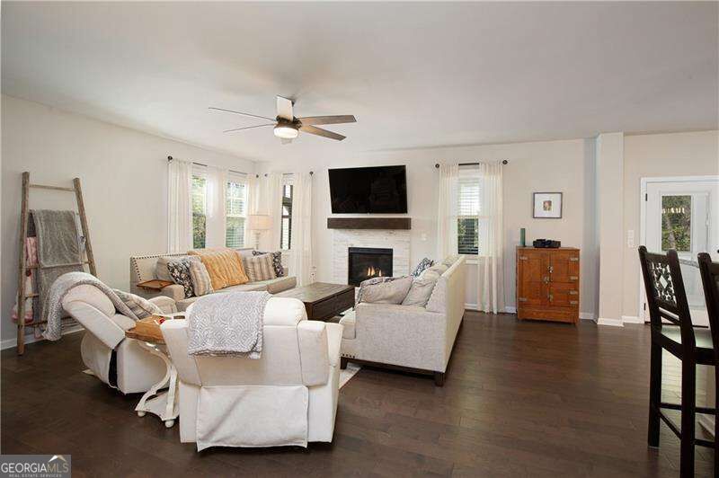8455 Post Oak Lane Property Photo 10