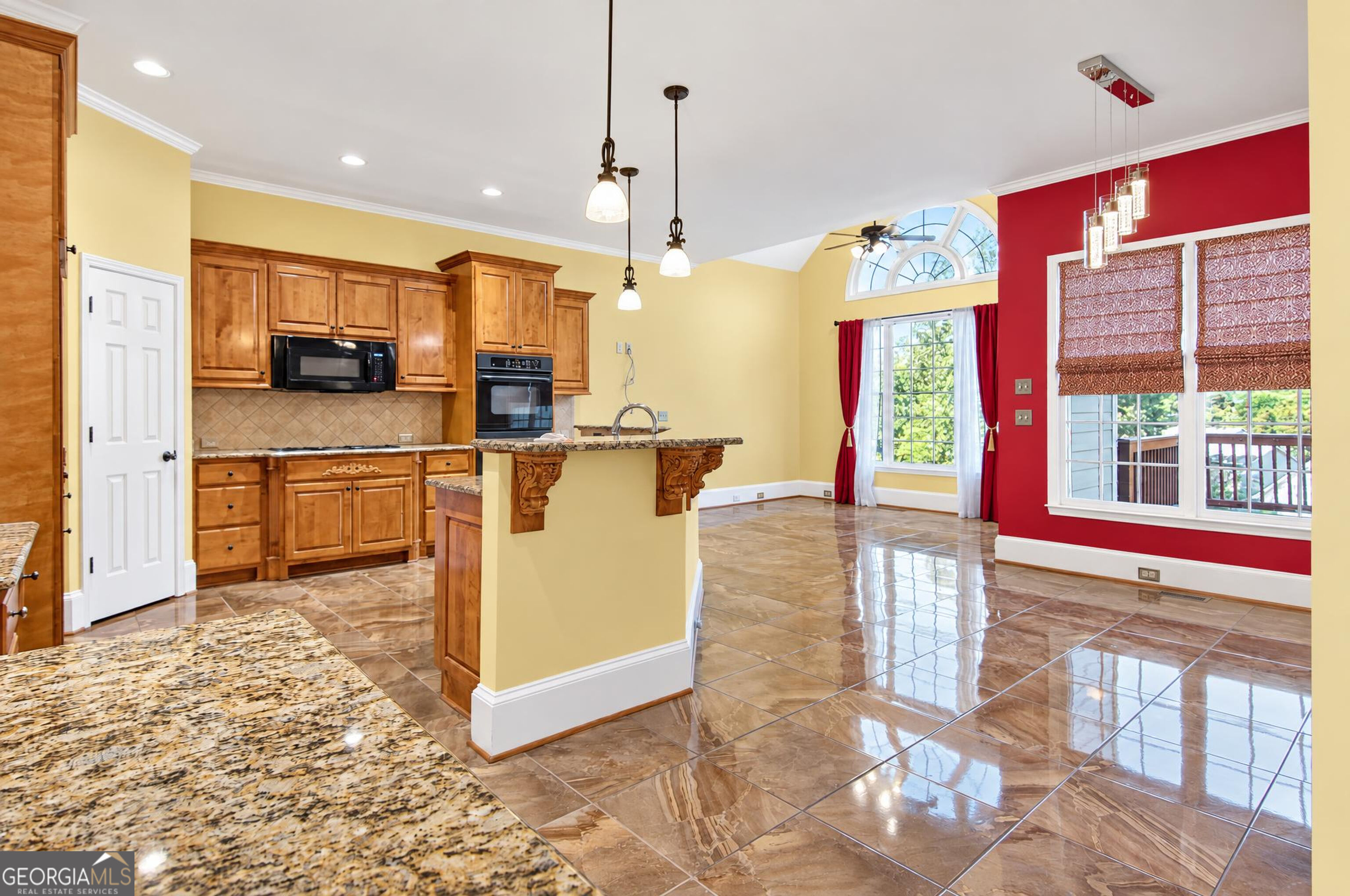 1433 Amber Hill Lane Property Photo 11