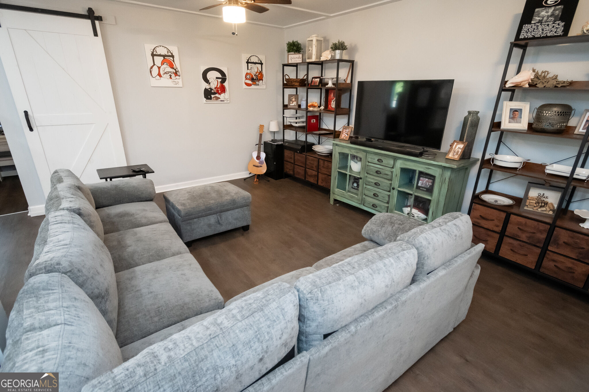 120 Hillside Street Property Photo 13