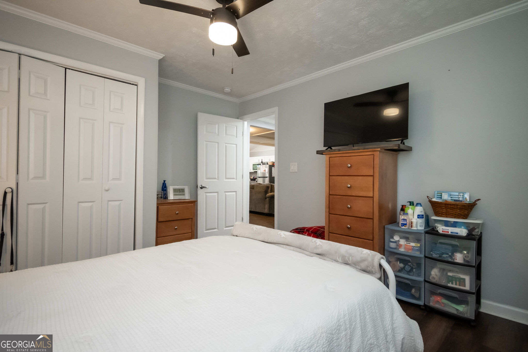 120 Hillside Street Property Photo 28
