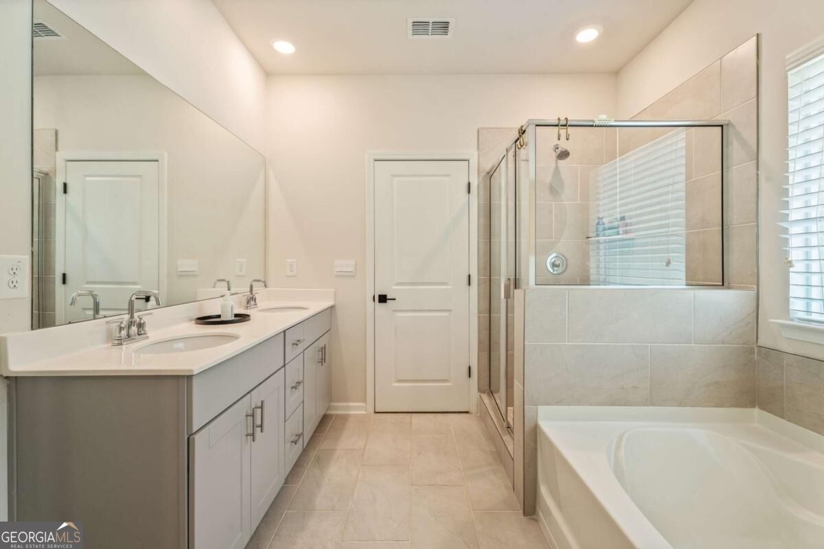 181 Long Leaf Street Property Photo 18