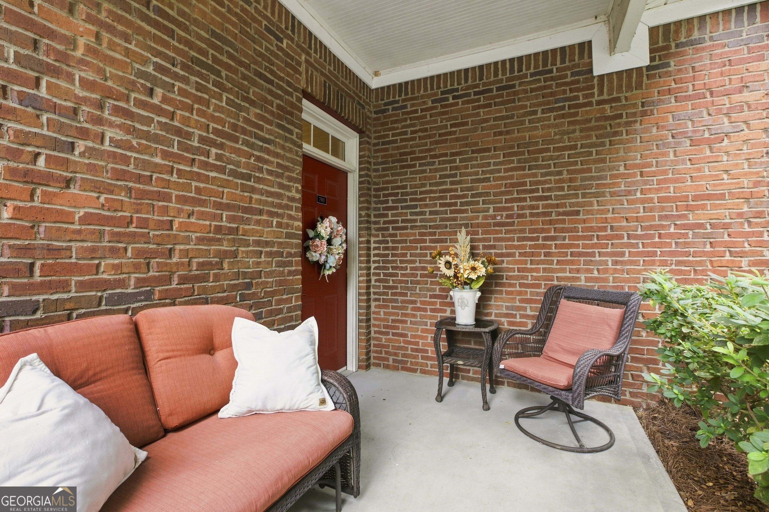 703 Haven Circle Property Photo 3