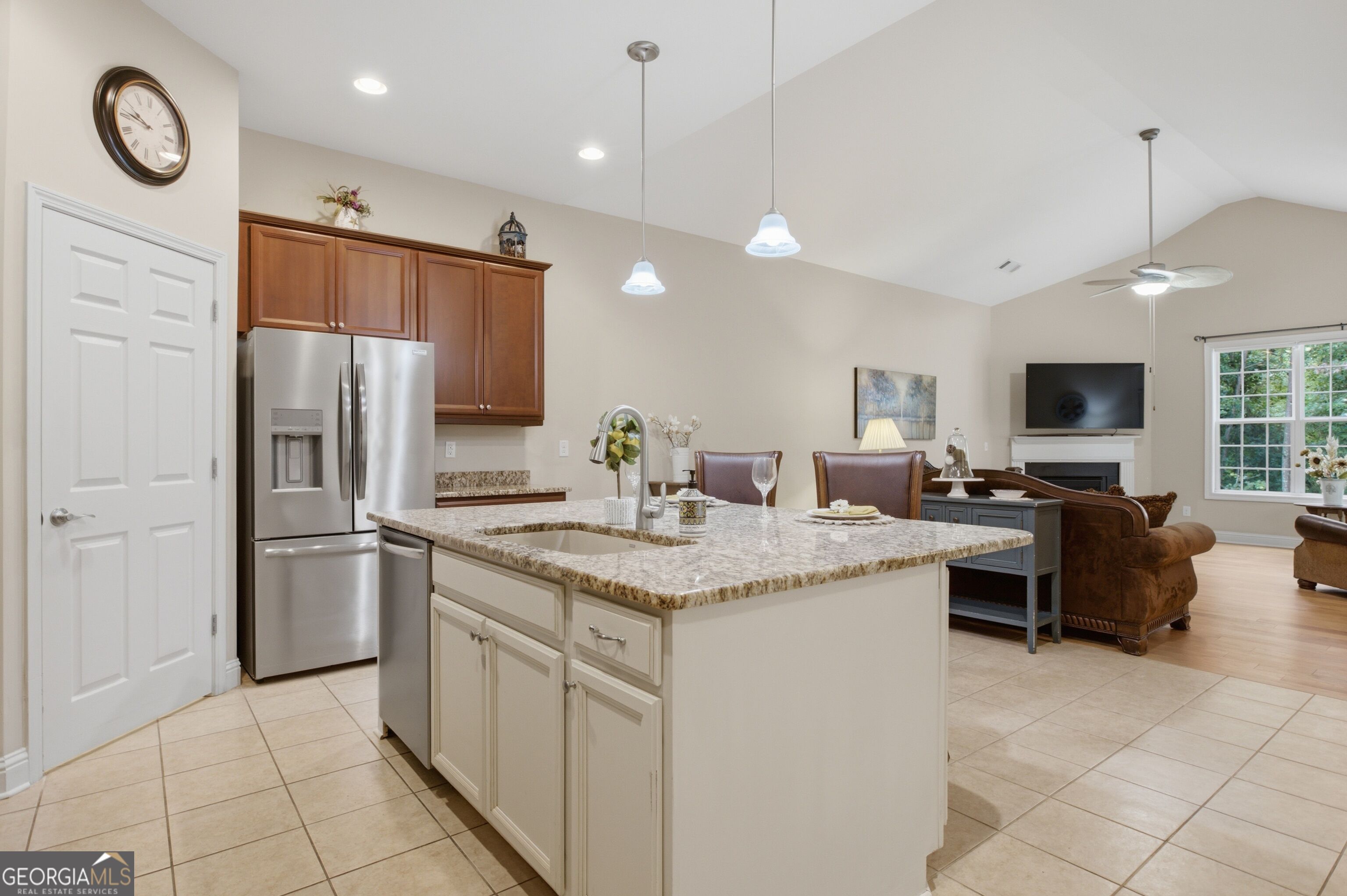 703 Haven Circle Property Photo 8
