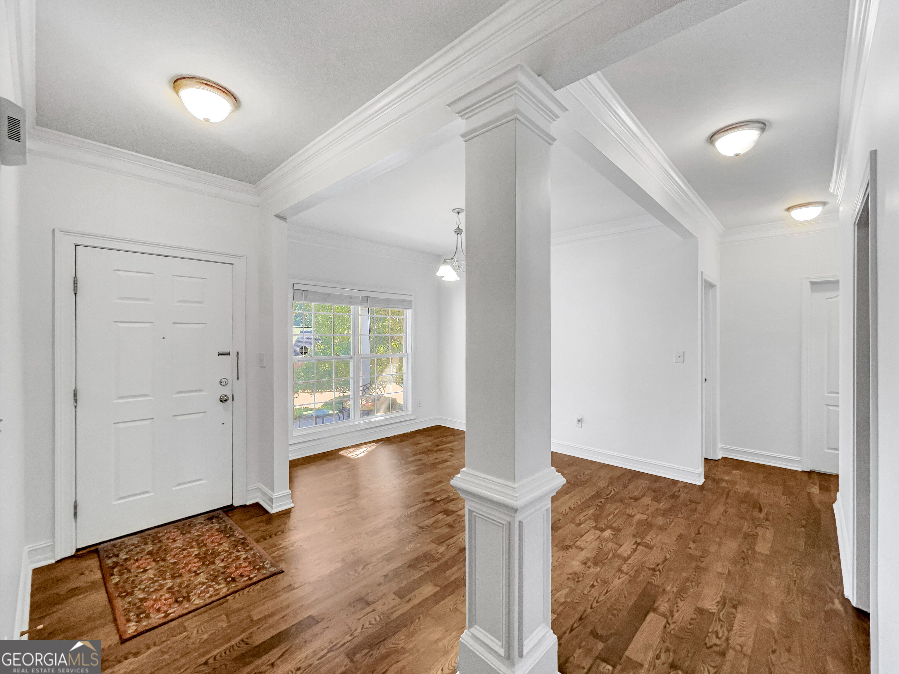 216 E Berkeshire Court Property Photo 6