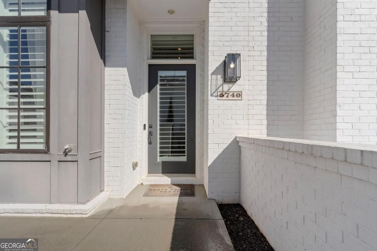 6740 Avis Walk Property Photo 1