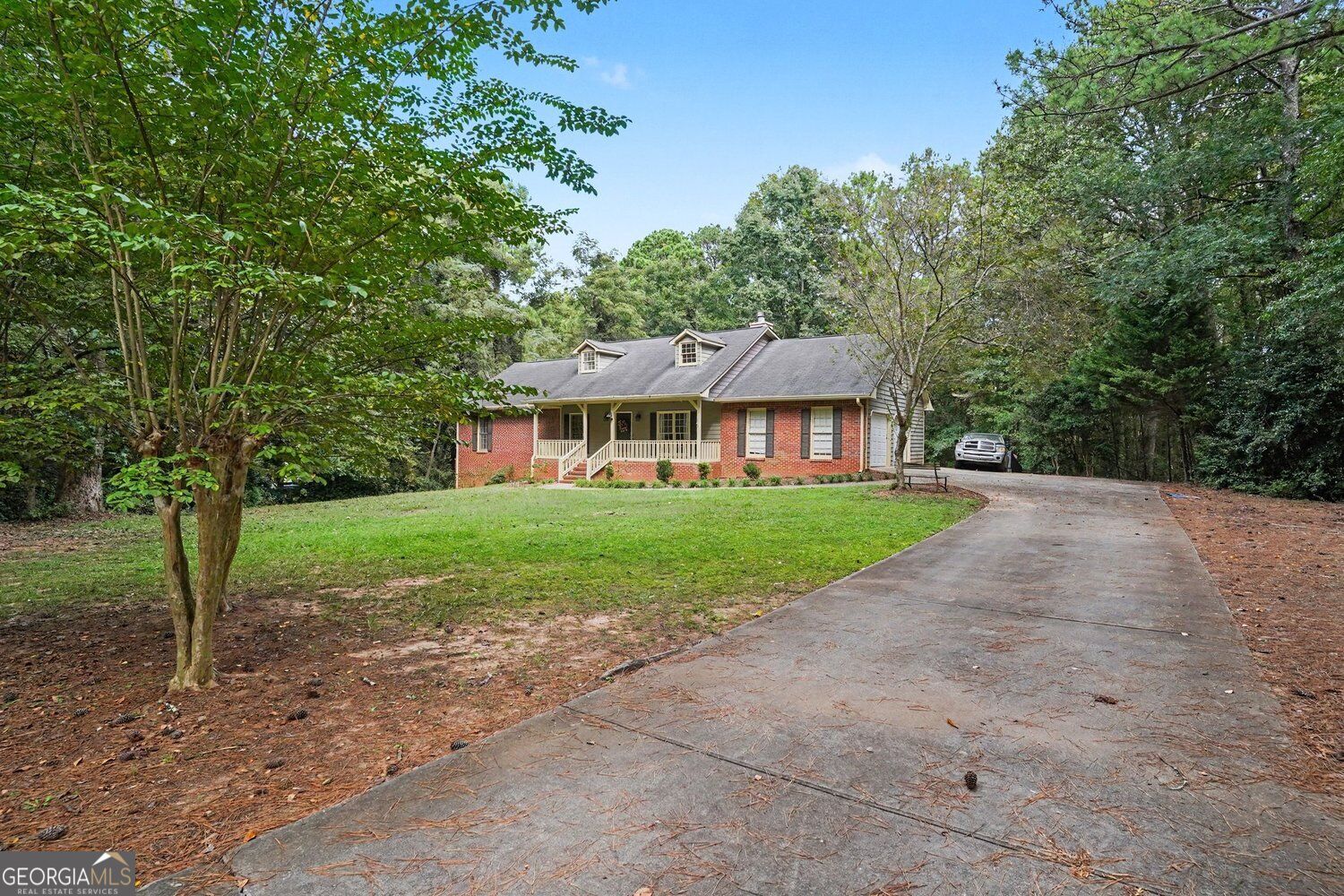 55 Southlake Lane Property Photo 9