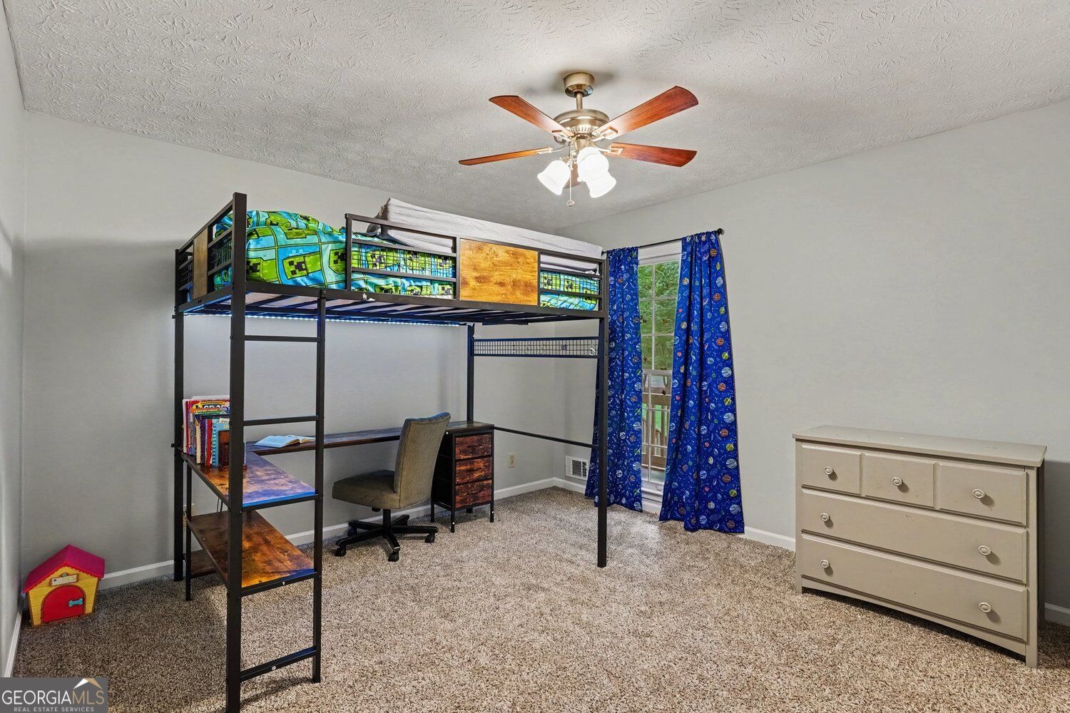 55 Southlake Lane Property Photo 24