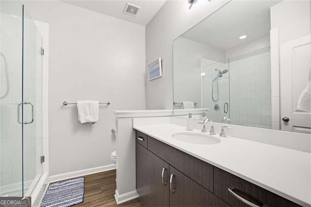 629 Broadview Place Ne Property Photo 12