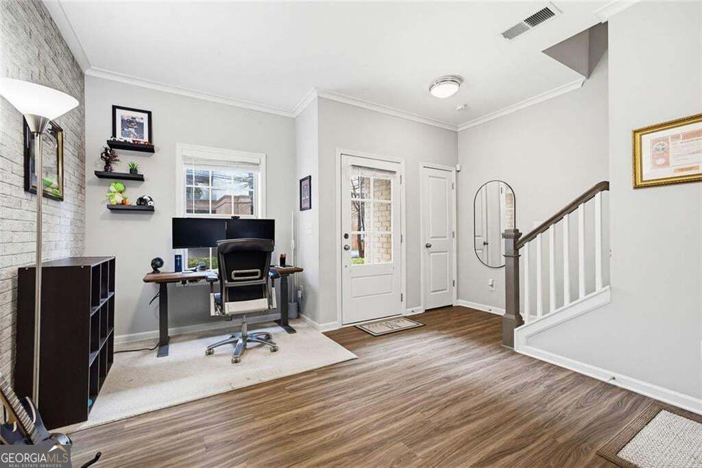 629 Broadview Place Ne Property Photo 18
