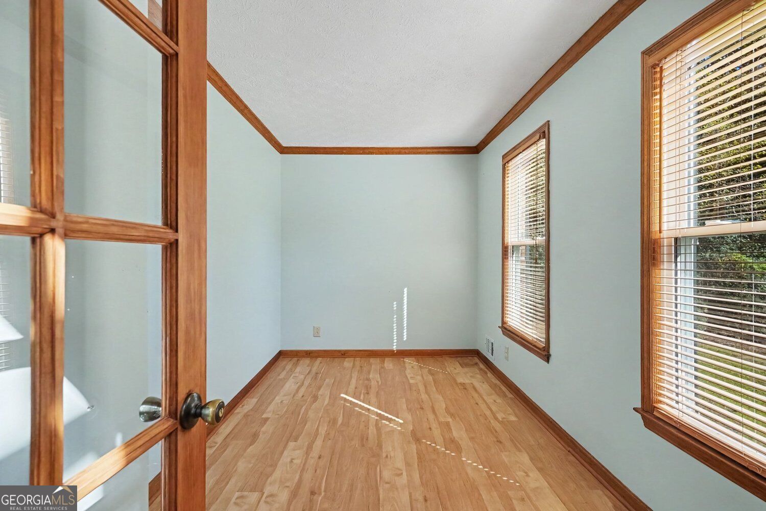 210 Royal Ridge Way Property Photo 9
