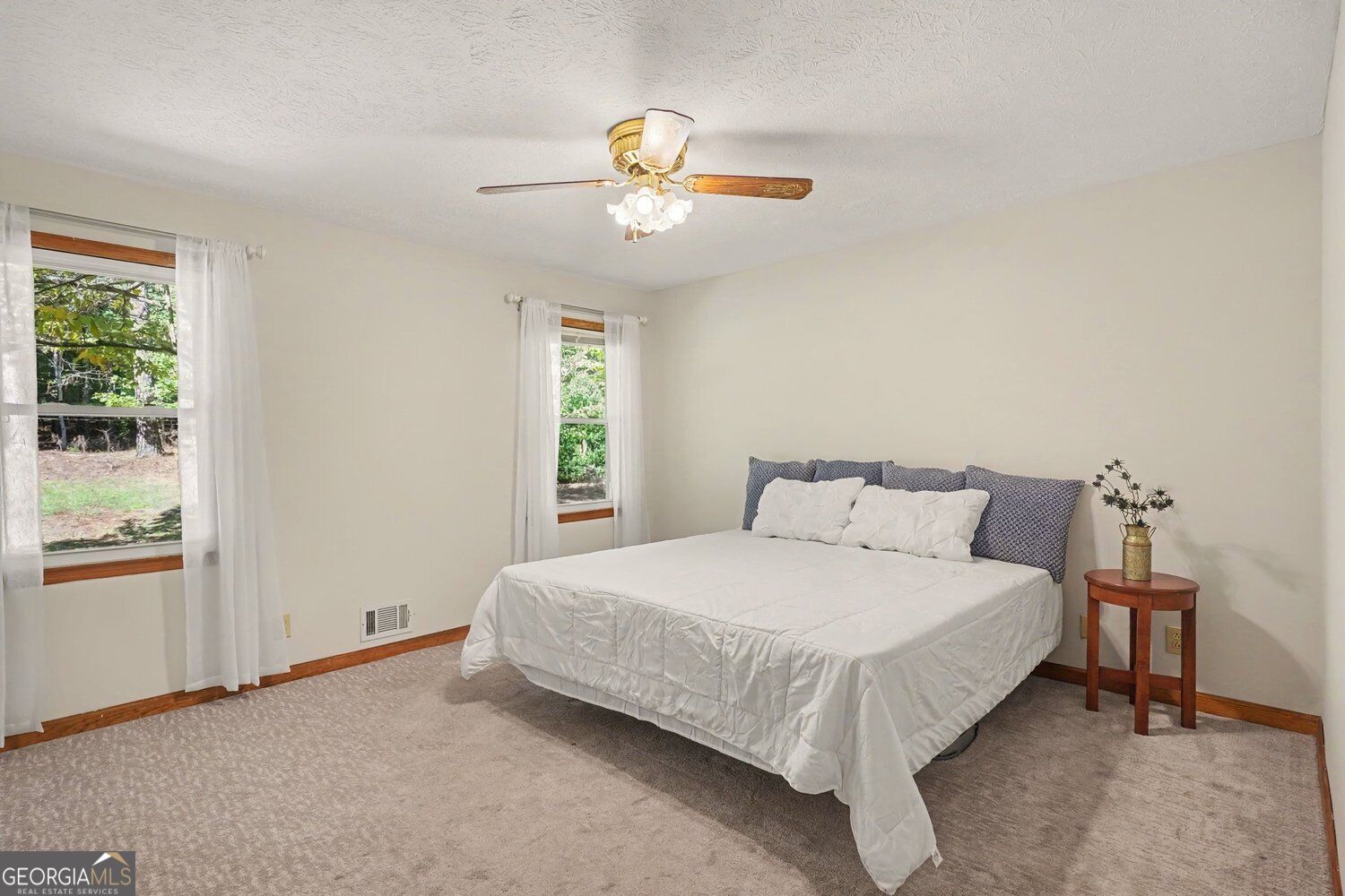 210 Royal Ridge Way Property Photo 20