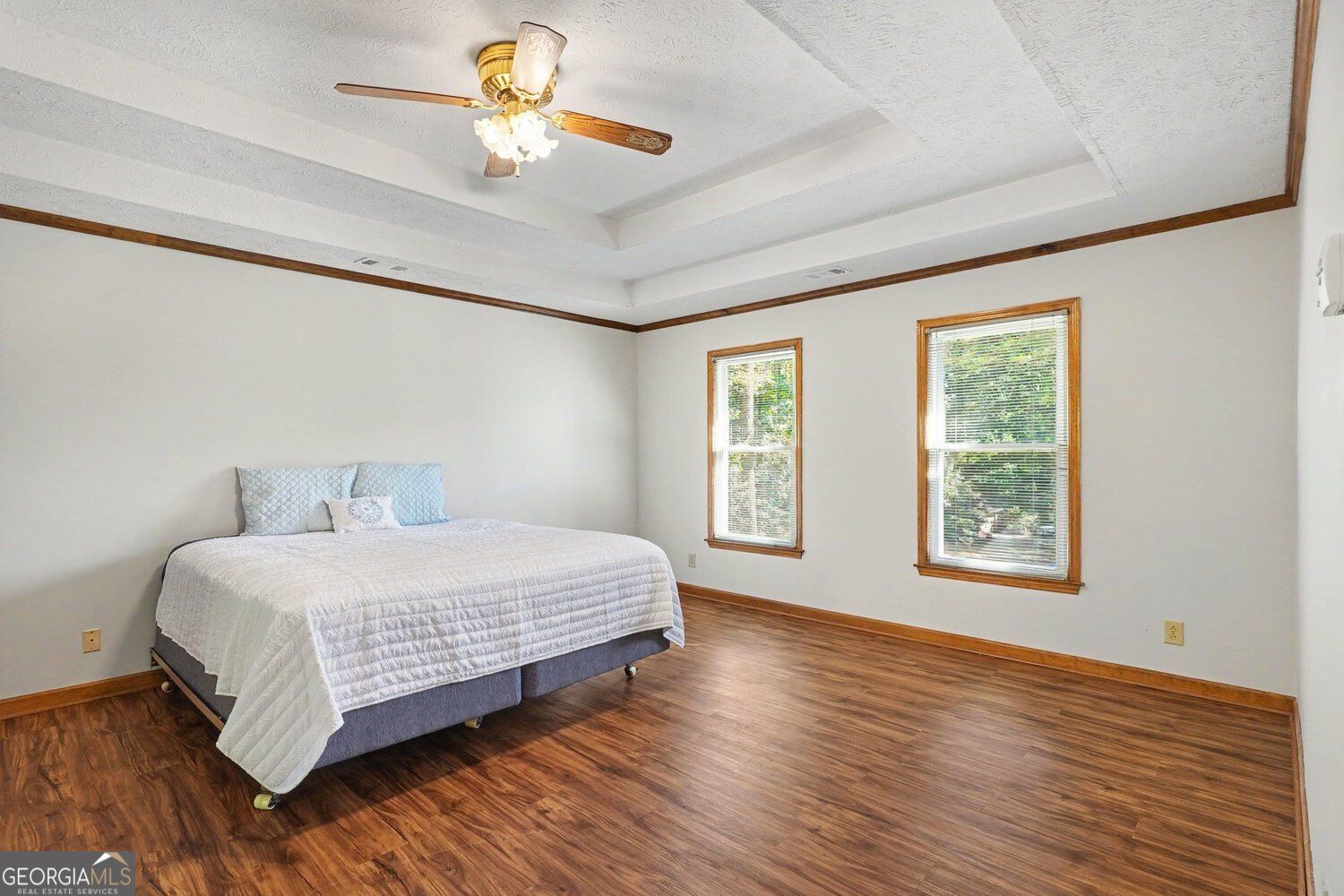 210 Royal Ridge Way Property Photo 26