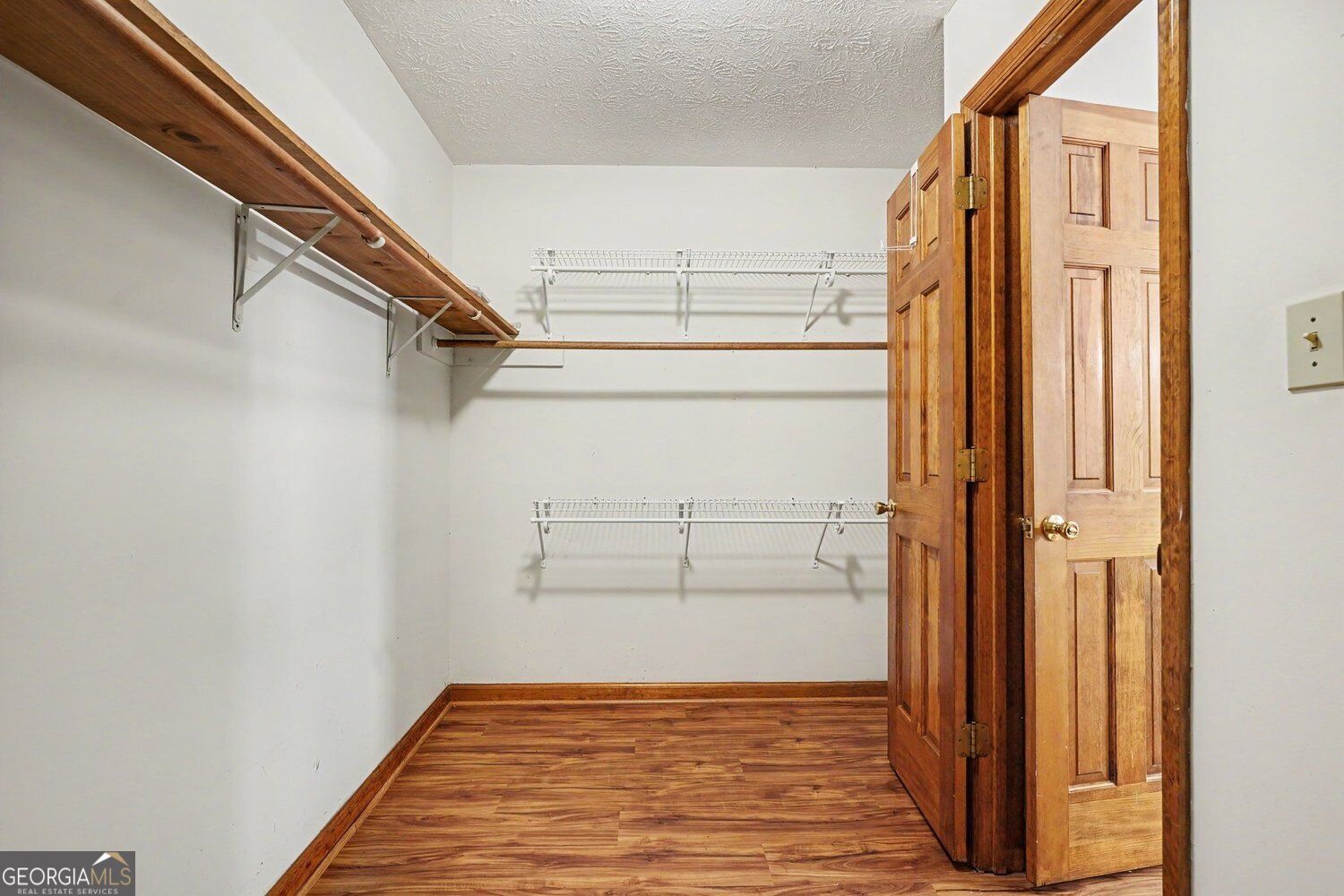 210 Royal Ridge Way Property Photo 31
