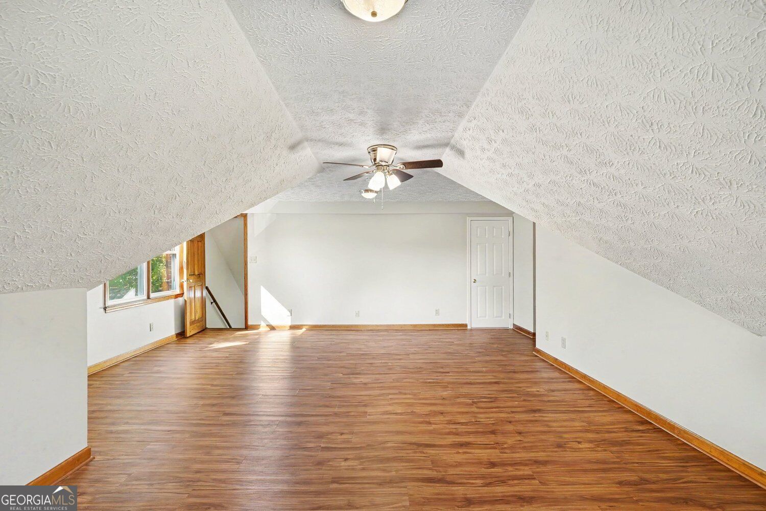 210 Royal Ridge Way Property Photo 39