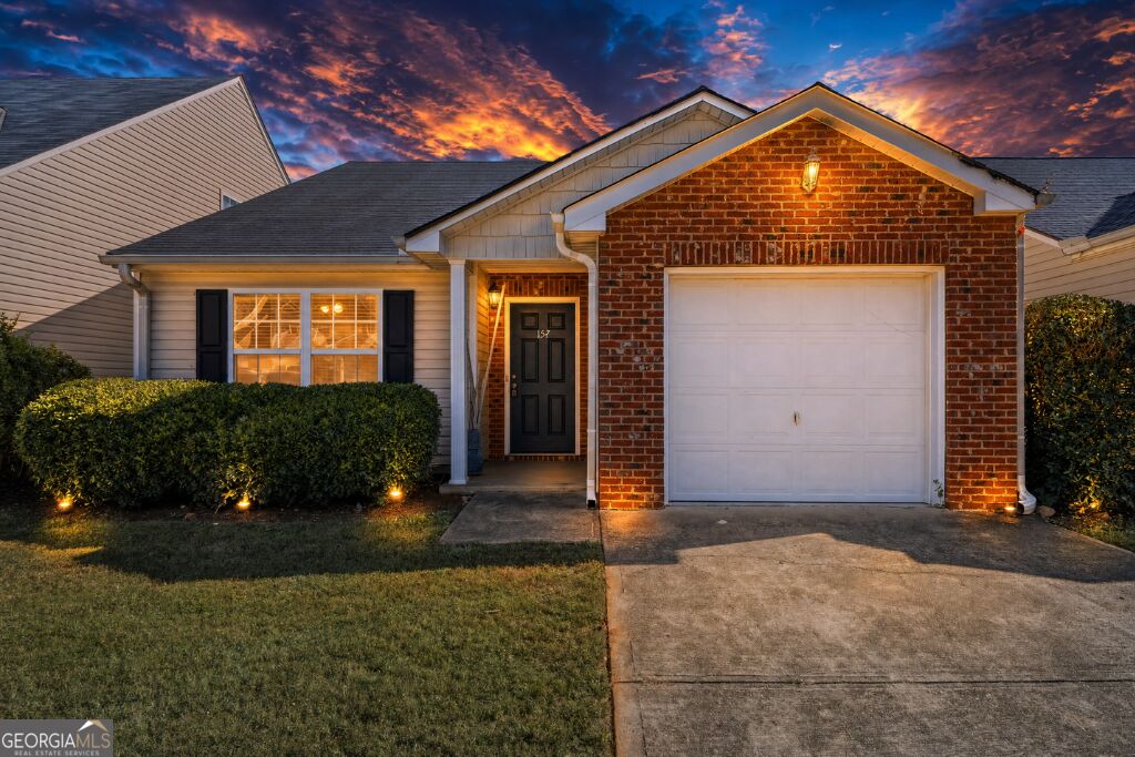 157 Alton Circle Property Photo 1