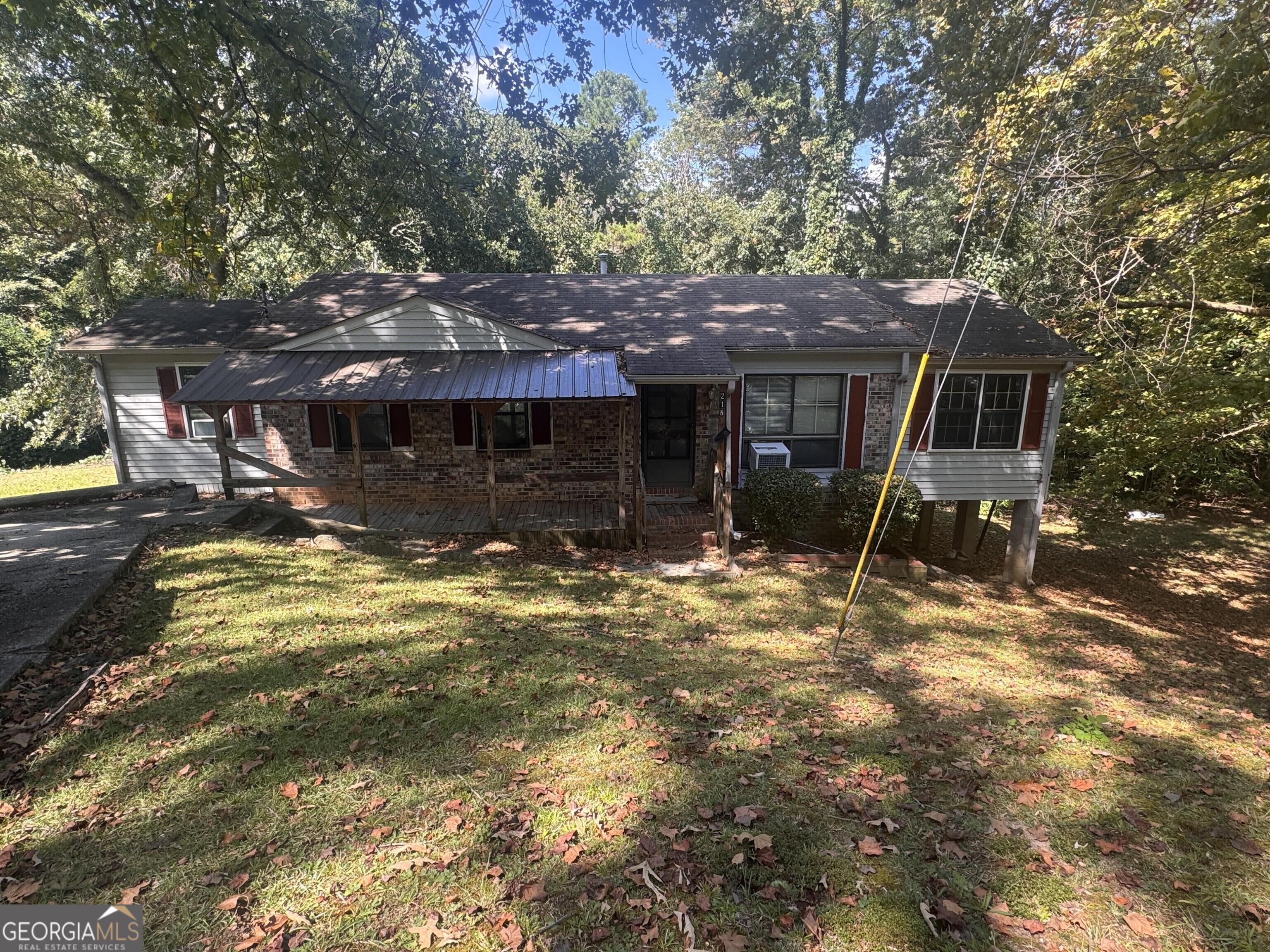 218 Alban Court