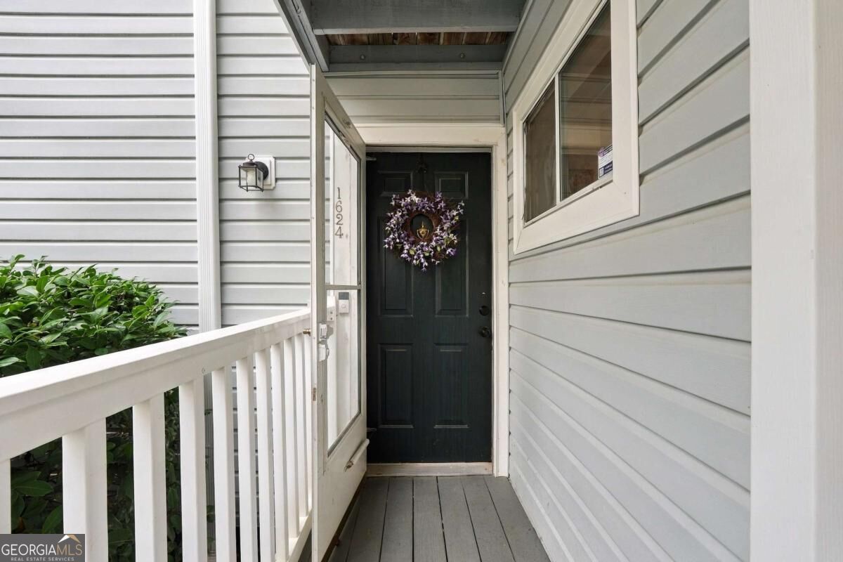 1624 Raleigh Circle Se # 1624 Property Photo 1