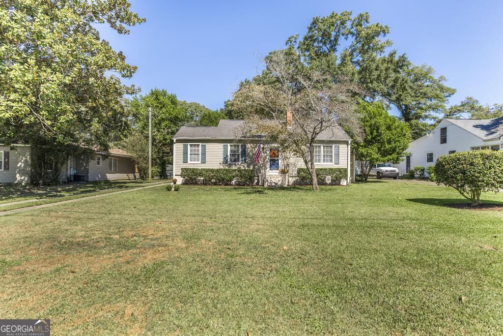 1307 Georgia Avenue Property Photo 3