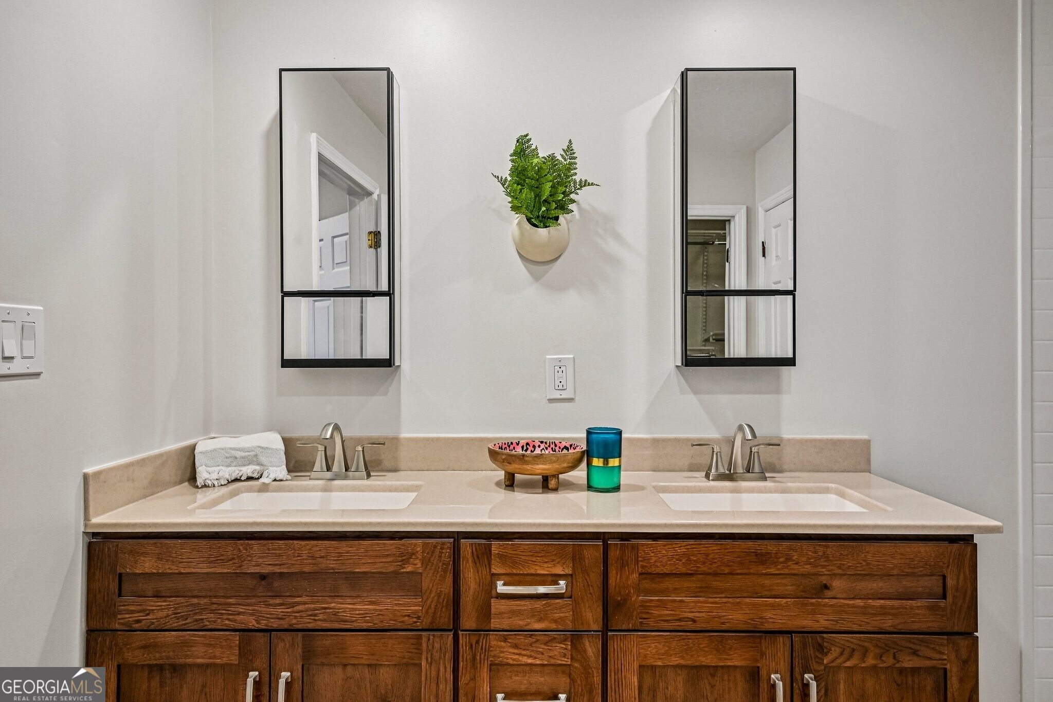 805 Holmes Street Nw Property Photo 13