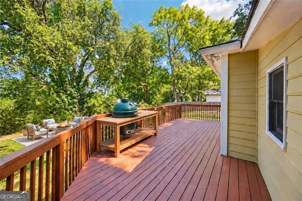 805 Holmes Street Nw Property Photo 16