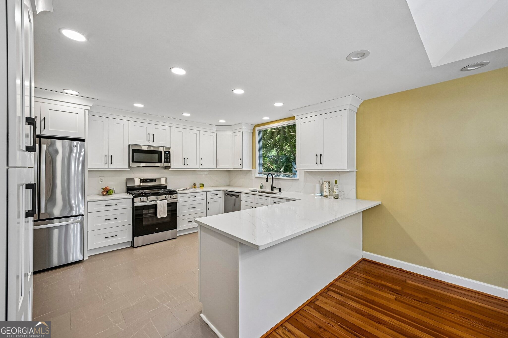 805 Holmes Street Nw Property Photo 23