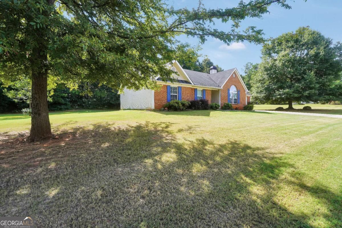 167 Woodlands Drive Property Photo 3