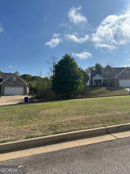 9208 Golfview Circle Property Photo 2