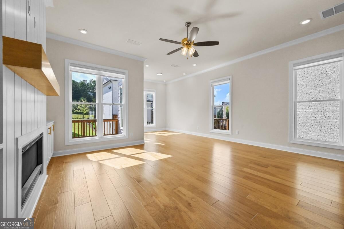 167 Wards Crossing Way Property Photo 8