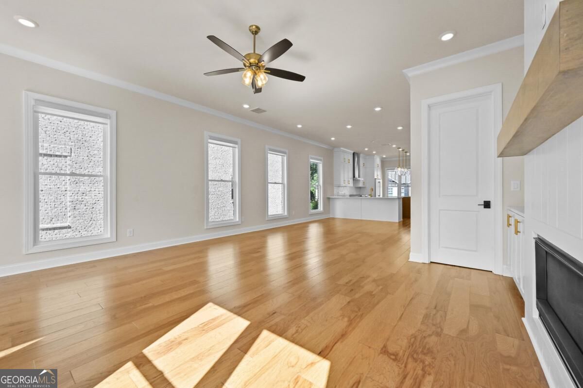 167 Wards Crossing Way Property Photo 9