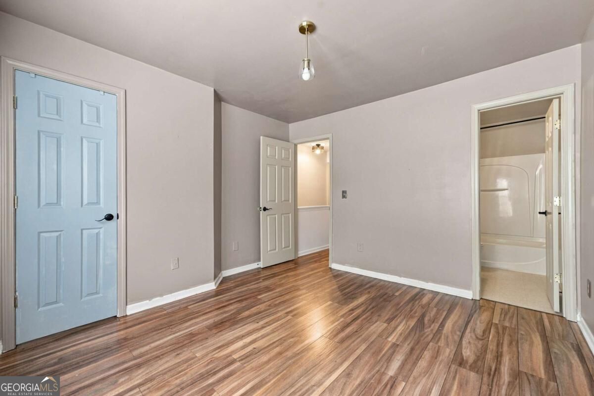 310 Paden Cove Trail Property Photo 7