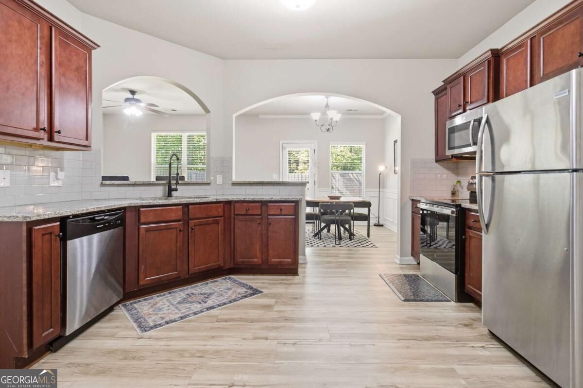 5497 Union Hill Court Property Photo 10