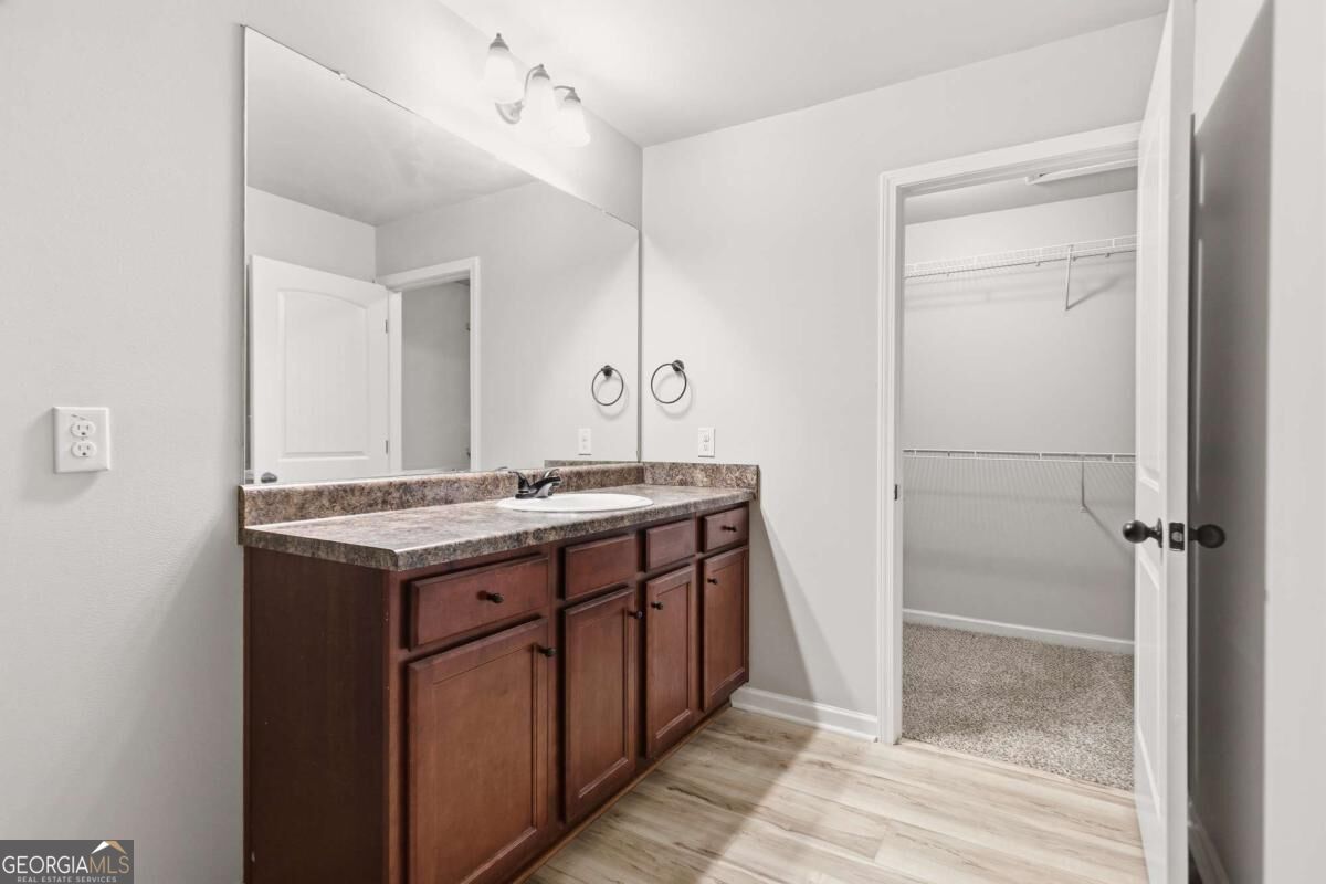 5497 Union Hill Court Property Photo 17