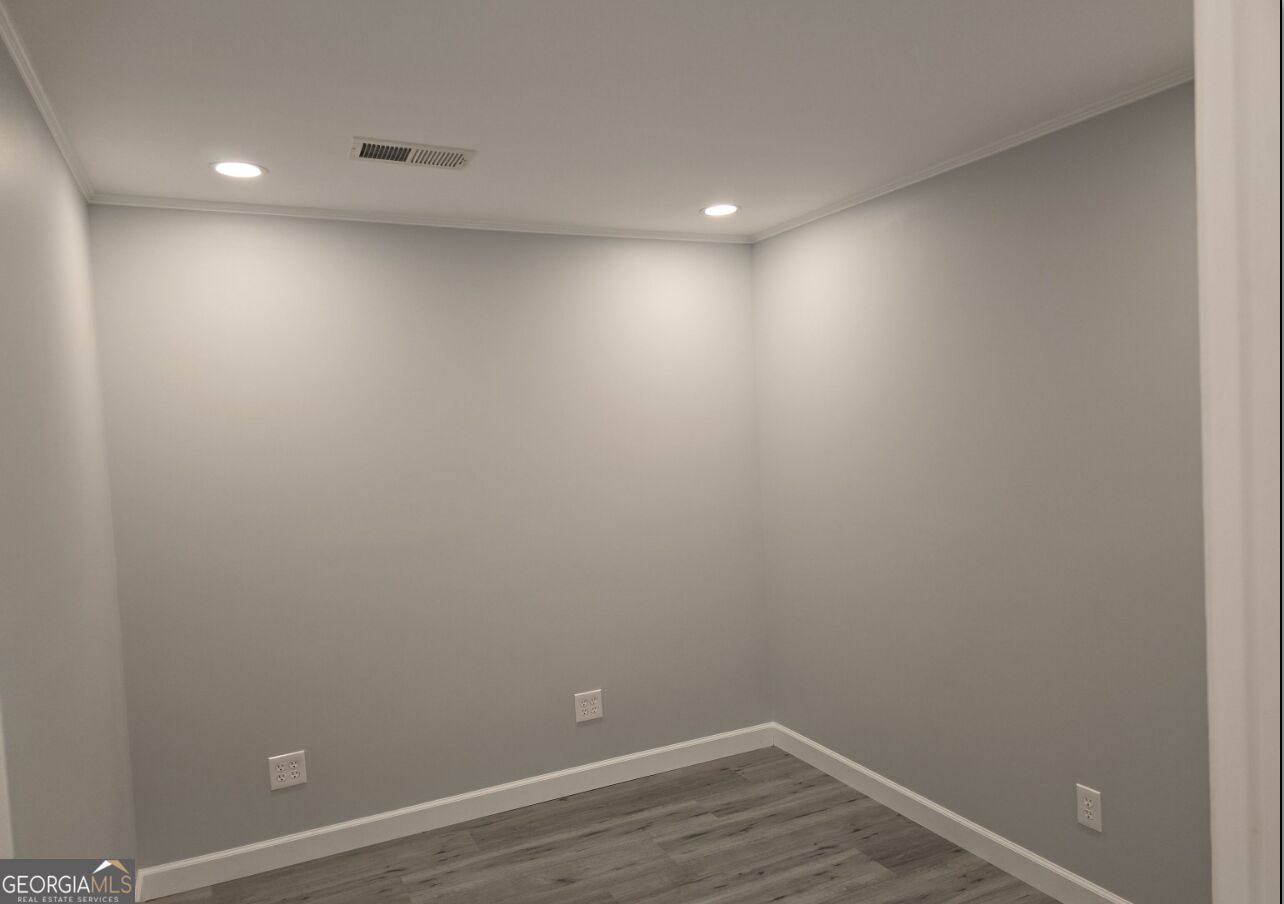 101 S Franklin Street Property Photo 6