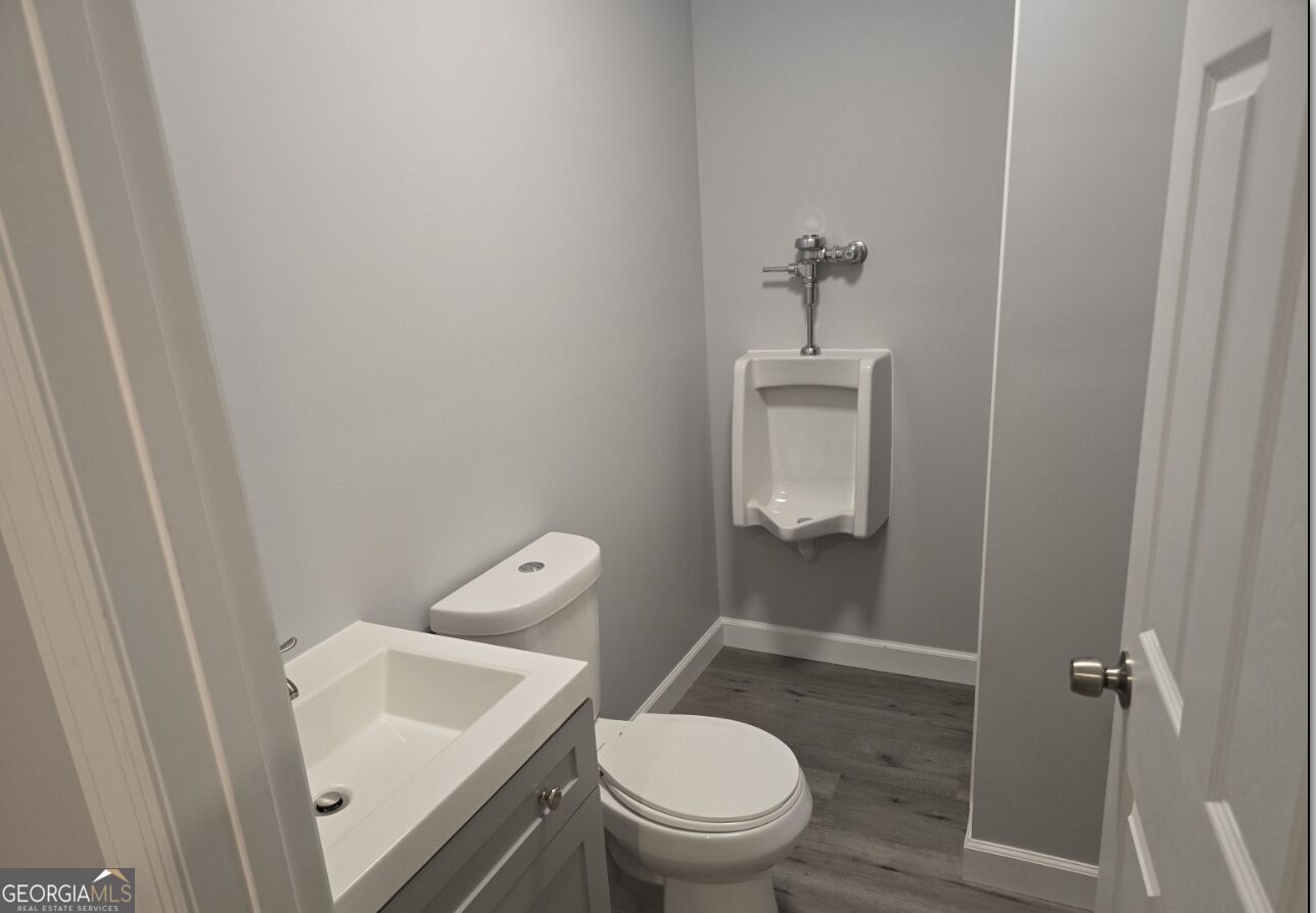 101 S Franklin Street Property Photo 8