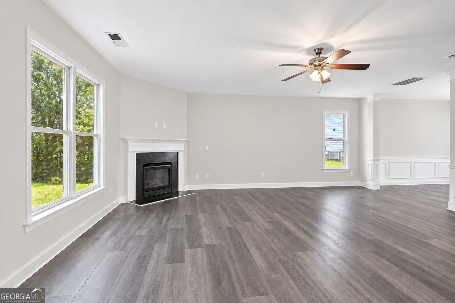 2611 Providence Court Property Photo 3